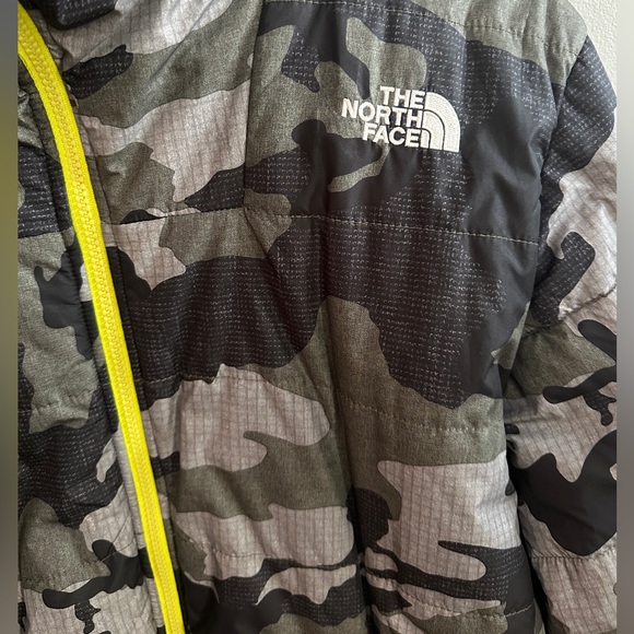 Men’s XL North Face Jacket Camo - Picture 3 of 5